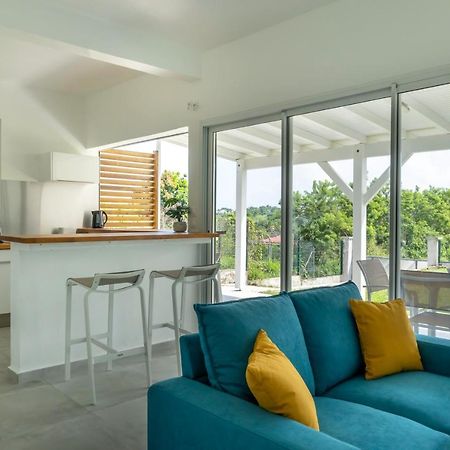 Superbe Appartement Avec Terrasse Vue Nature - Julyan House Petit-Bourg Bagian luar foto
